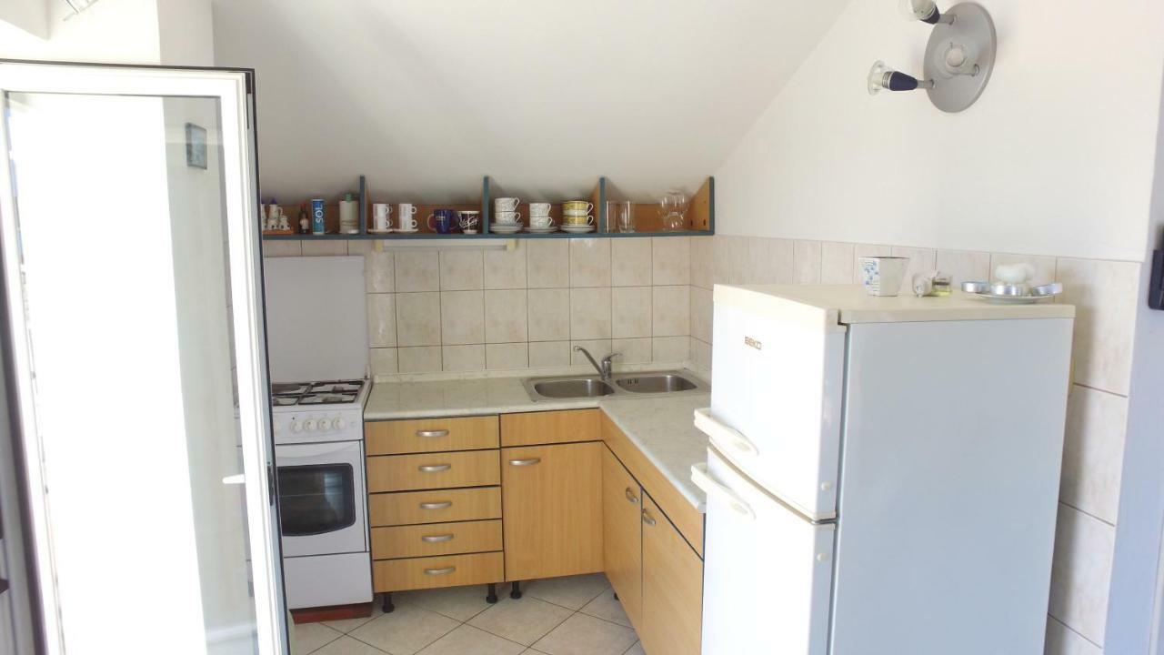 Apartment Karuza Rukavac Vis Exterior foto